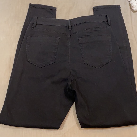 Black skinny jeans - Picture 3 of 5